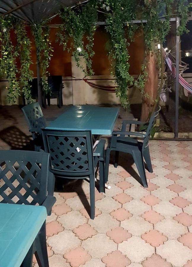 Hotel Lotus Уреки Екстериор снимка